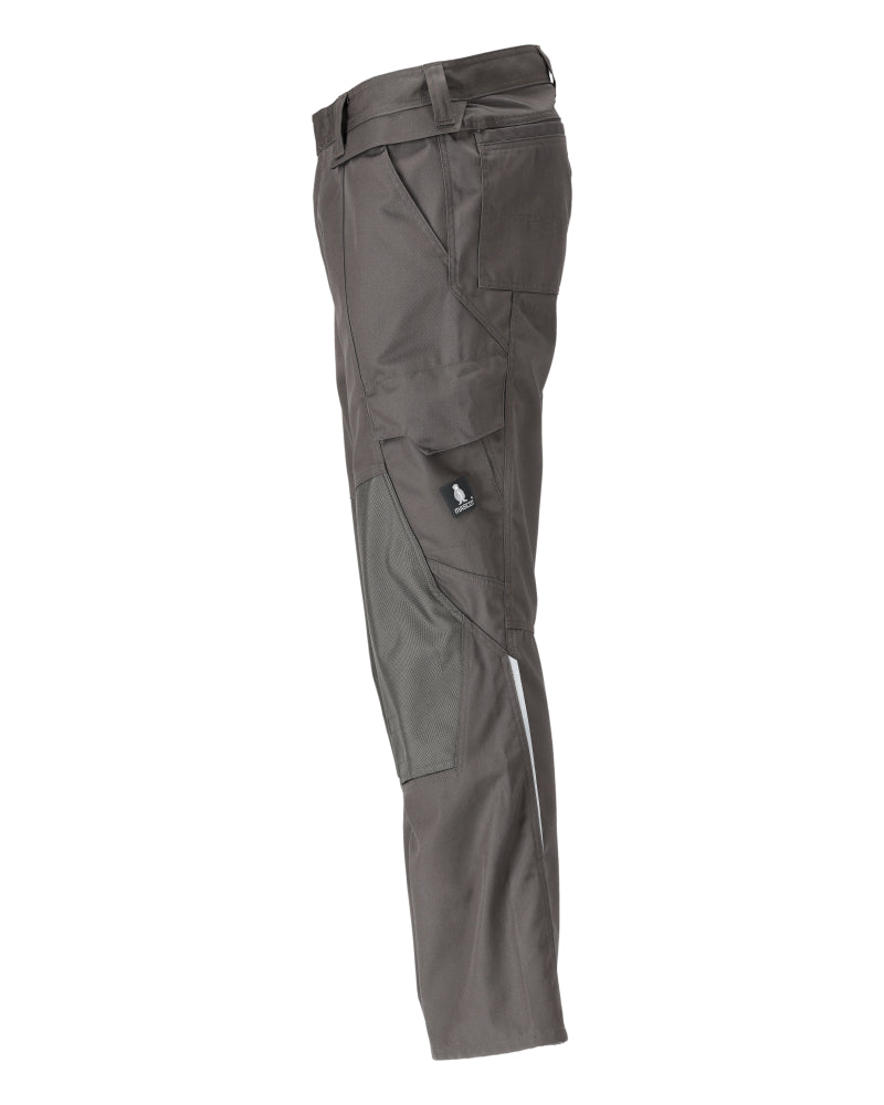 MASCOT® Accelerate Lichte werkbroek met kniezakken – Donkerantraciet