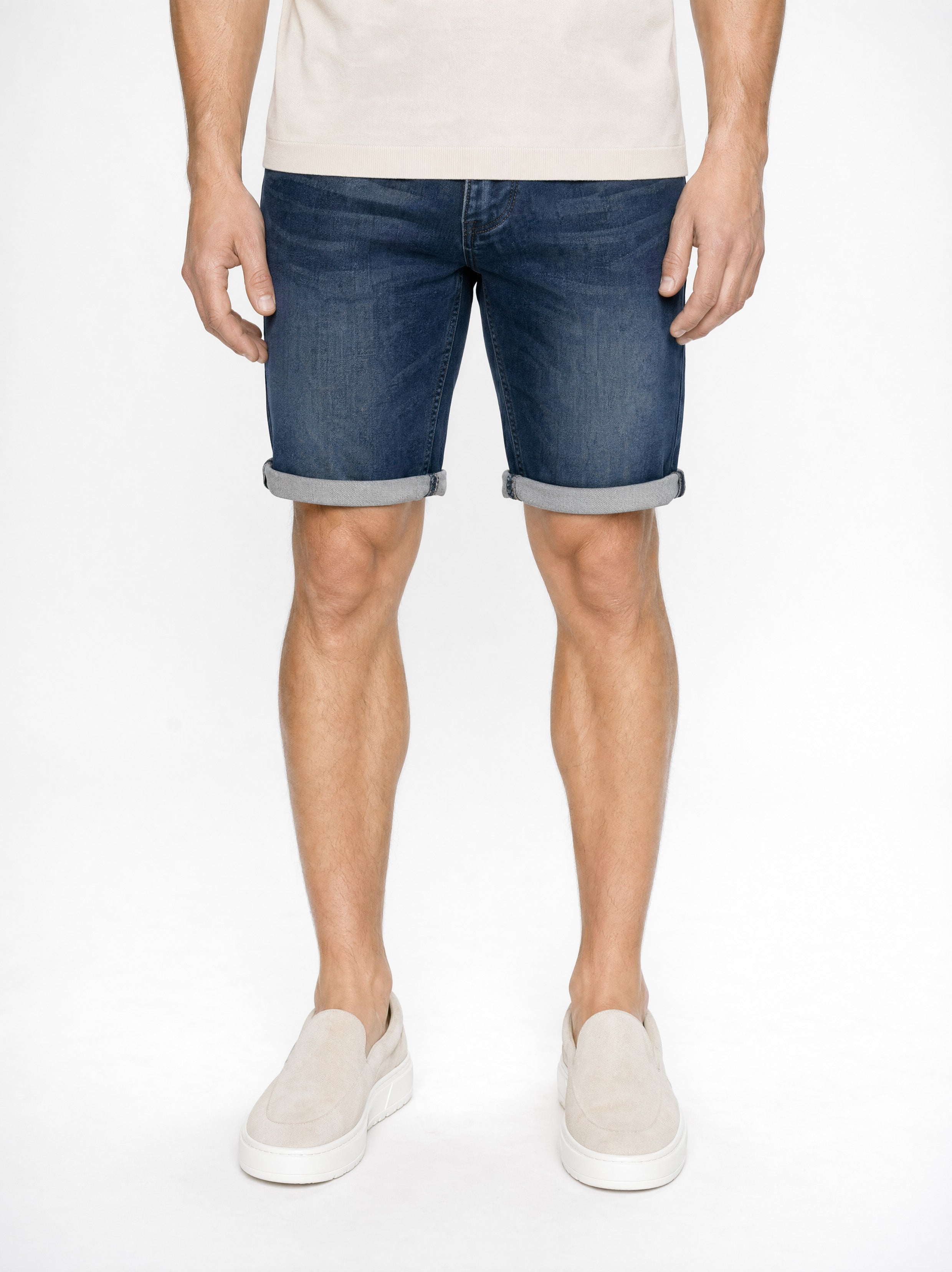 Elm Short J04 - Medium Blue
