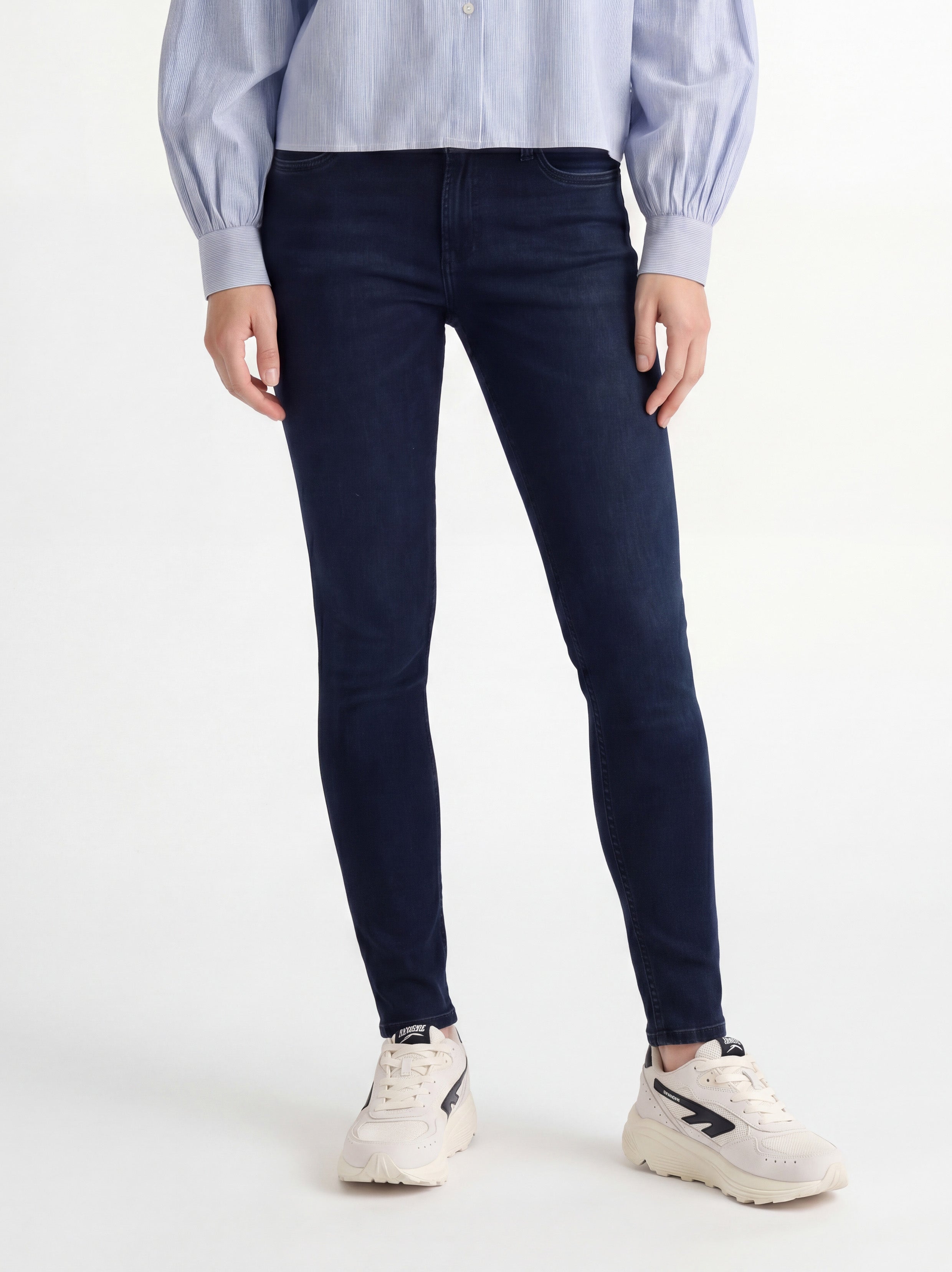 Iris Skinny SK81 - Blue Black Denim
